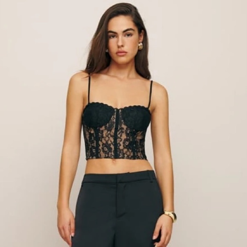 Reformation Kylah top with removable straps
